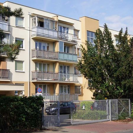Apartament Poniatowskiego - Komfortowe Noclegi П'ясечно Екстер'єр фото