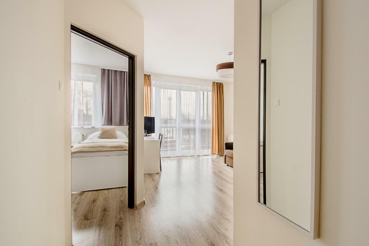 Apartament Poniatowskiego - Komfortowe Noclegi П'ясечно Екстер'єр фото